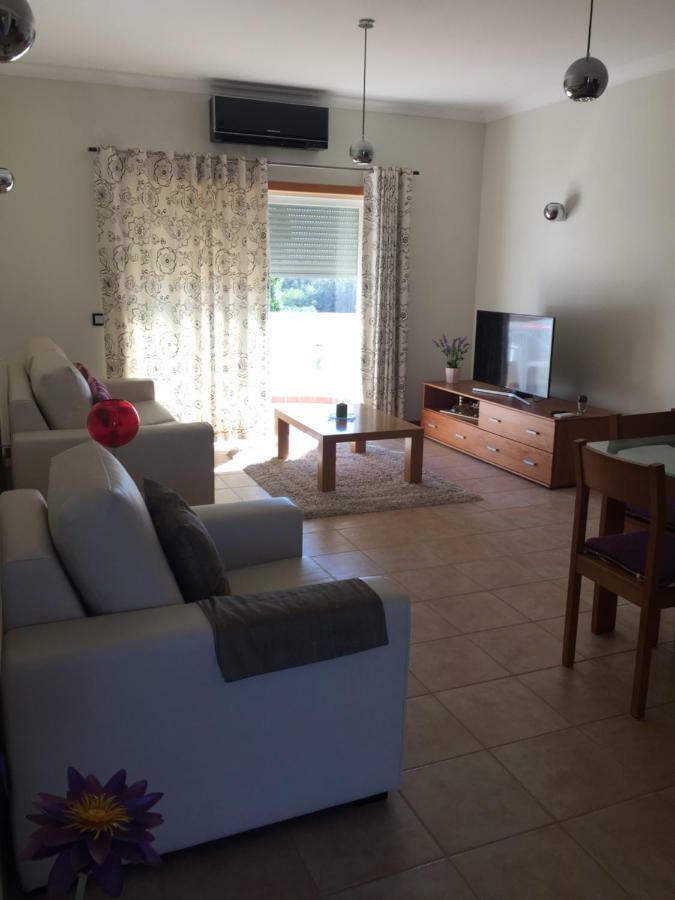 Casa Violeta Villa Mexilhoeira Grande Екстериор снимка