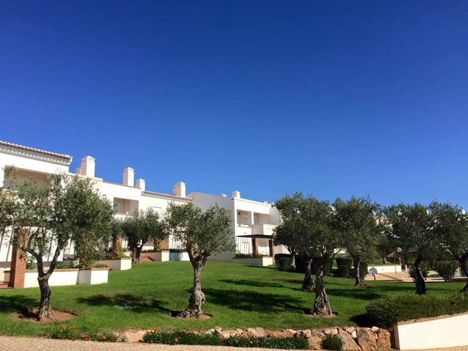 Casa Violeta Villa Mexilhoeira Grande Екстериор снимка