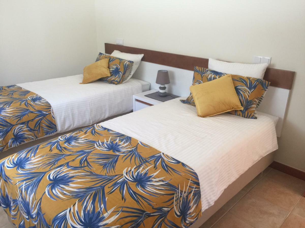 Casa Violeta Villa Mexilhoeira Grande Екстериор снимка